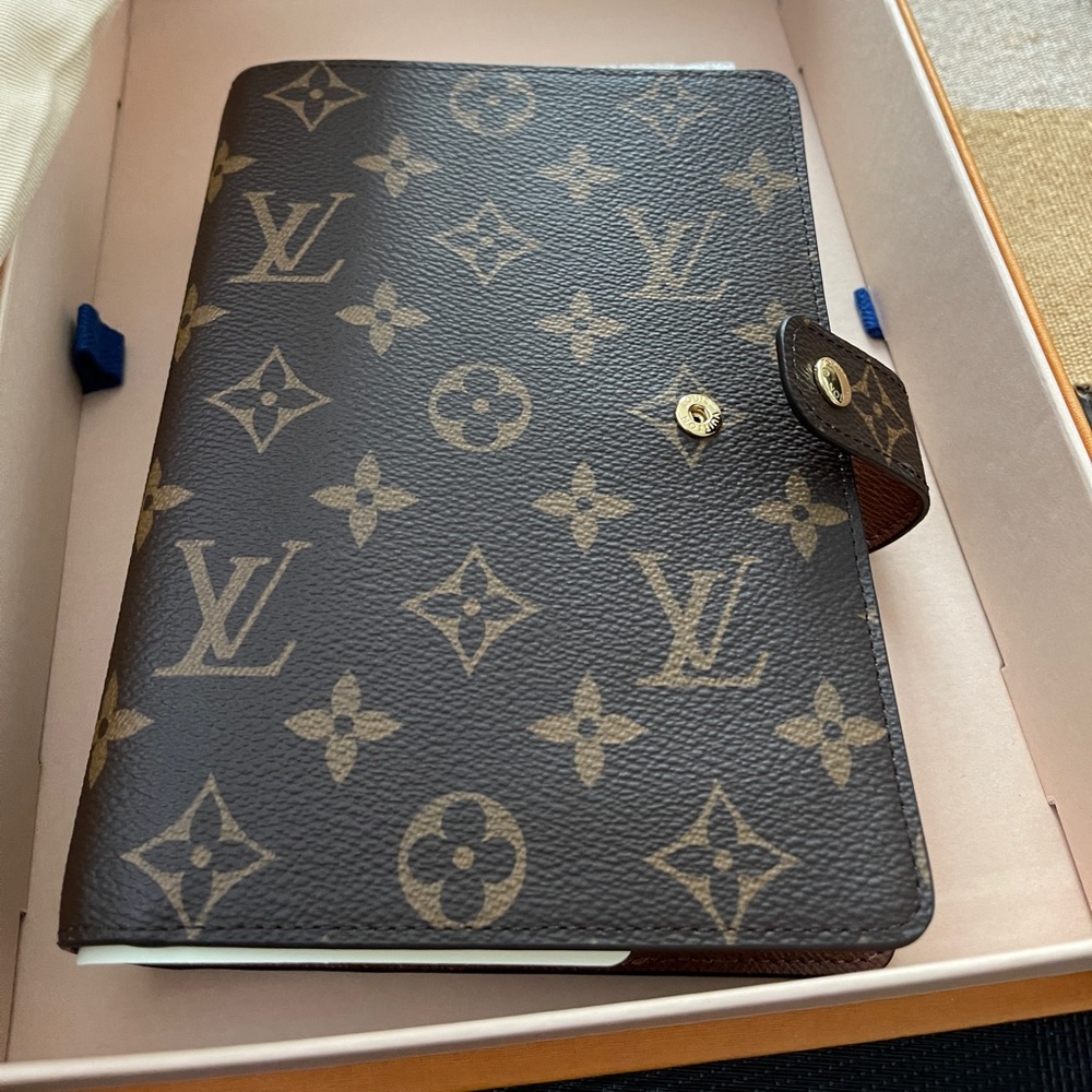 🚫$SOLD$🚫Louis Vuitton Medium Agenda Brand New